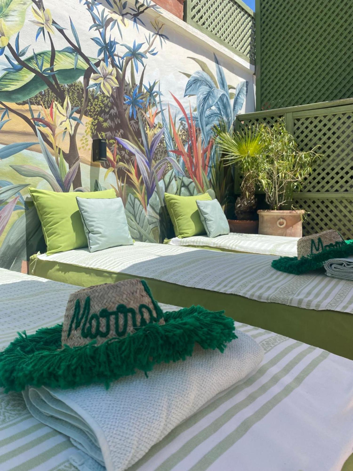 Riad Dar Adal Exclusivite 2 A 6 Personnes Petit Dejeuner Compris Place Jemaa El Fna Marrakesh Exteriör bild